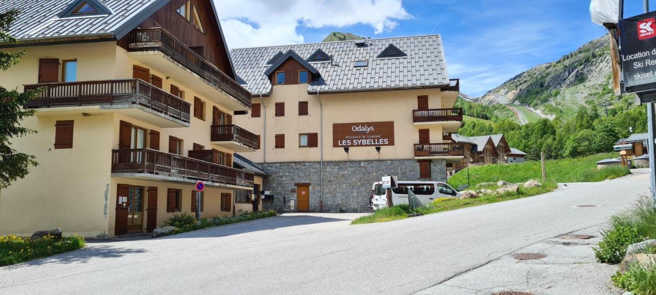 Appartement Étoilé: Ski-In Comfort with Free Wi-Fi Saint-Sorlin-d'Arves Room photo