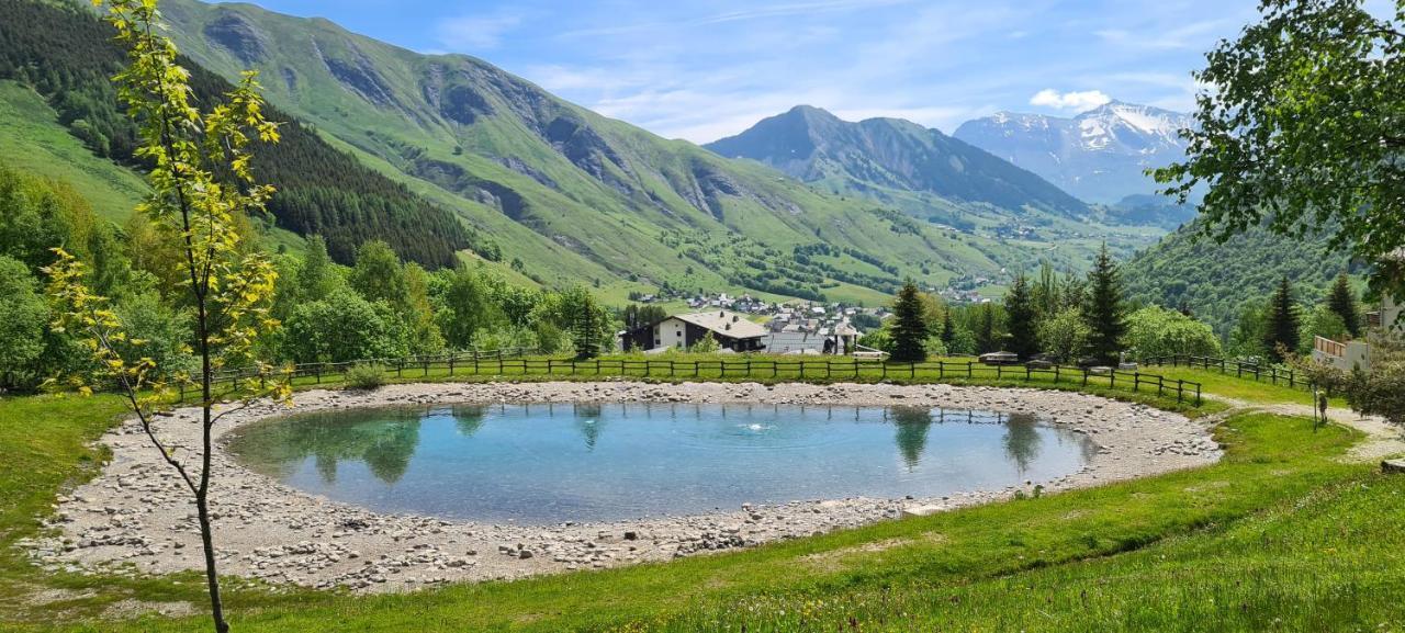 Appartement Étoilé: Ski-In Comfort with Free Wi-Fi Saint-Sorlin-d'Arves Exterior photo