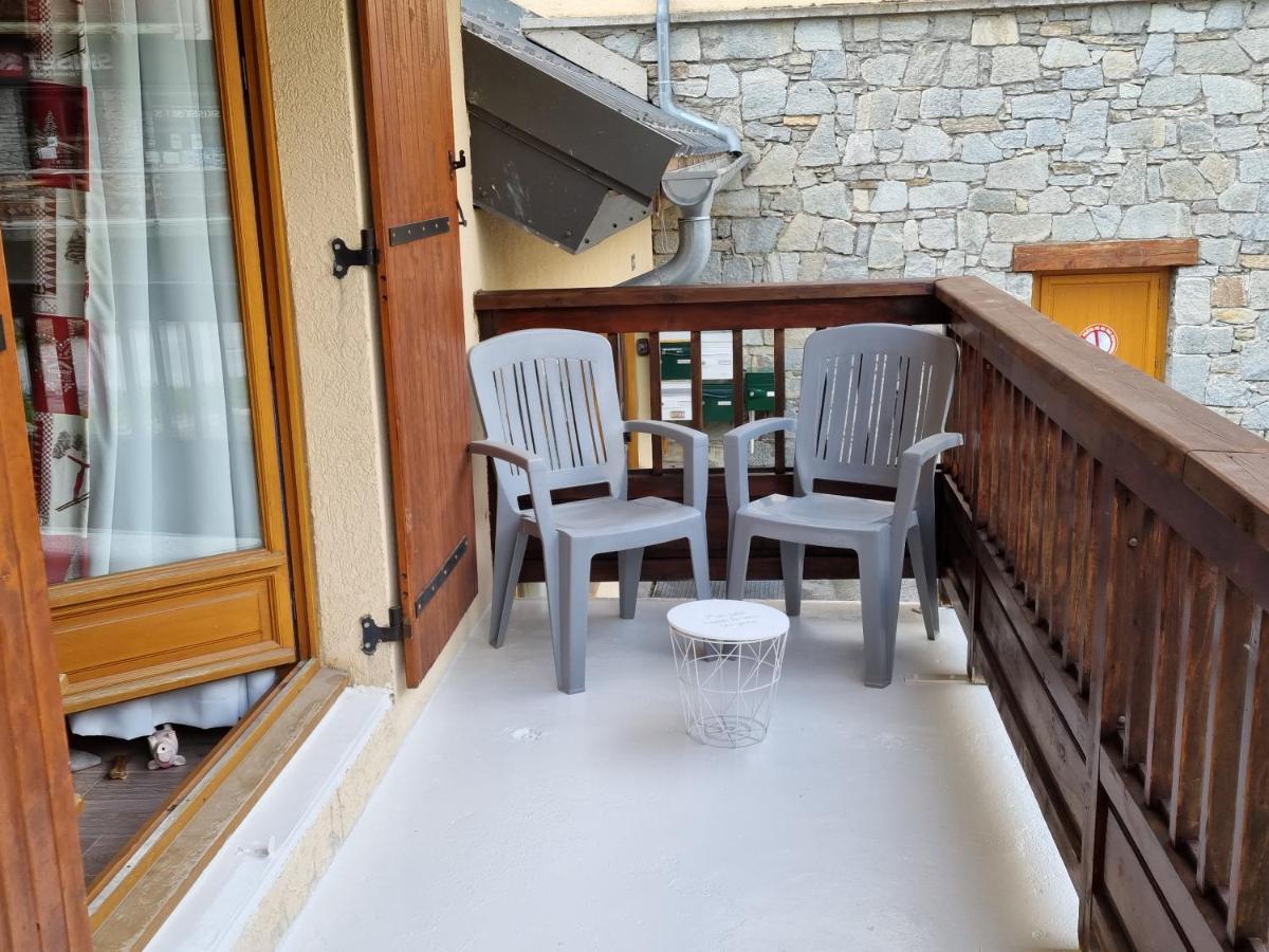 Appartement Étoilé: Ski-In Comfort with Free Wi-Fi Saint-Sorlin-d'Arves Exterior photo