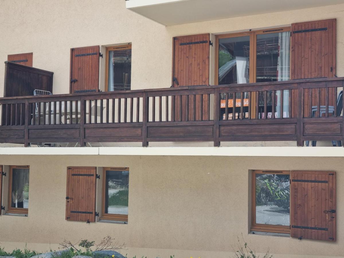 Appartement Étoilé: Ski-In Comfort with Free Wi-Fi Saint-Sorlin-d'Arves Exterior photo