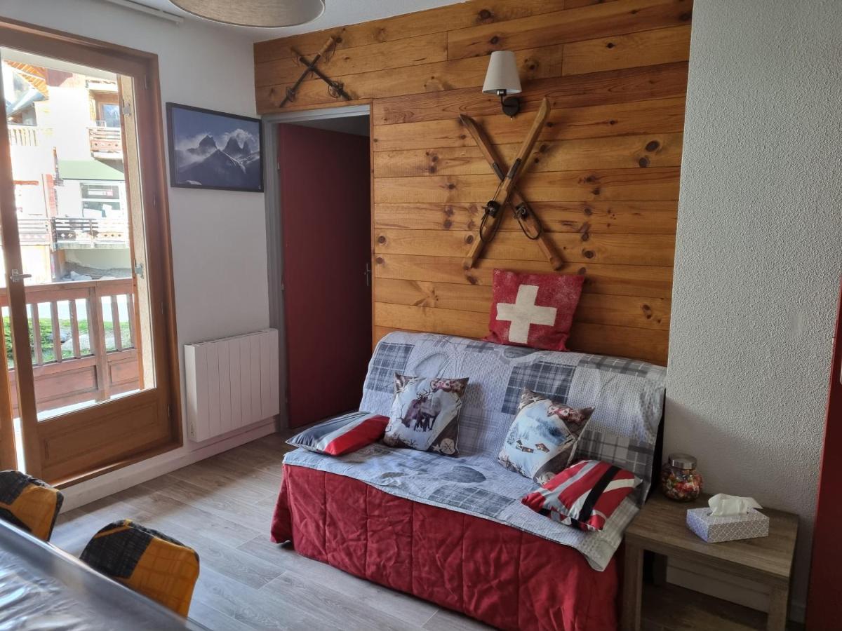 Appartement Étoilé: Ski-In Comfort with Free Wi-Fi Saint-Sorlin-d'Arves Exterior photo