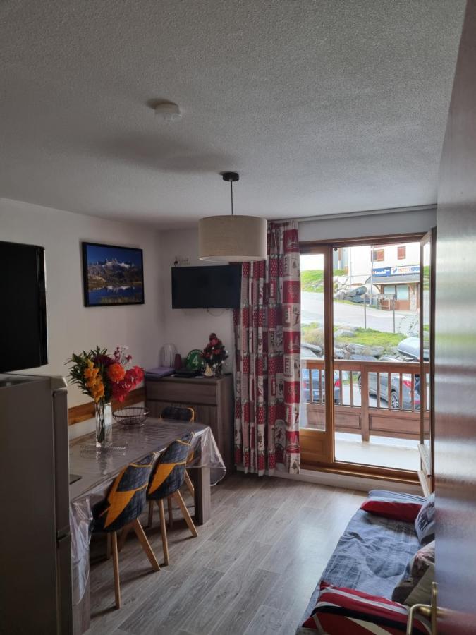 Appartement Étoilé: Ski-In Comfort with Free Wi-Fi Saint-Sorlin-d'Arves Exterior photo