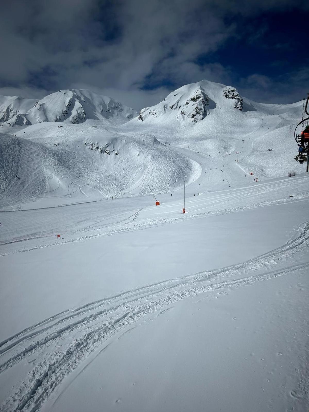 Appartement Étoilé: Ski-In Comfort with Free Wi-Fi Saint-Sorlin-d'Arves Exterior photo
